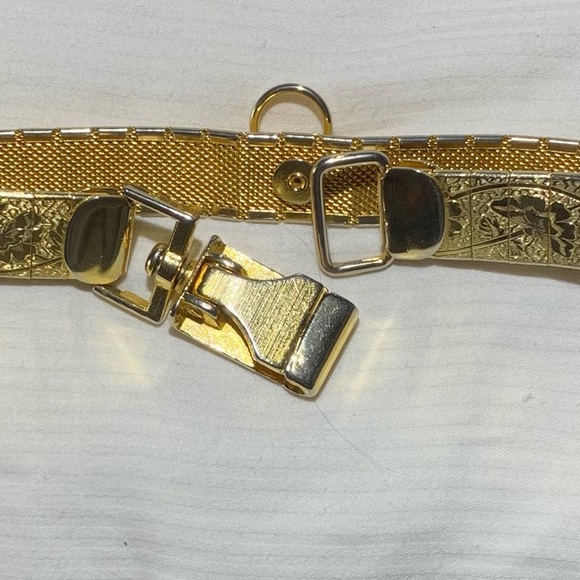 Vintage Gold metal collar. - Picture 4 of 8